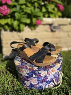 Born Two-Tone Black and Tan Leather Sandals